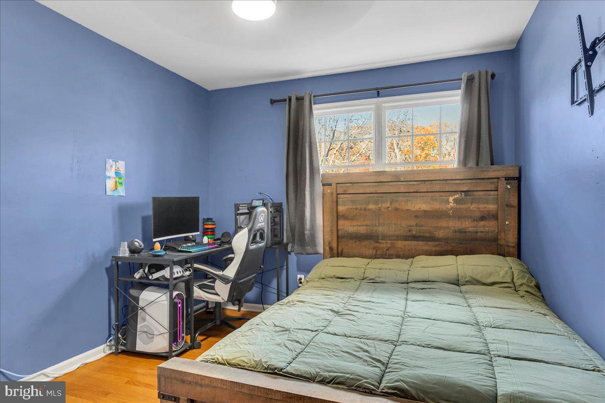 HICKORY WOODS - Residential