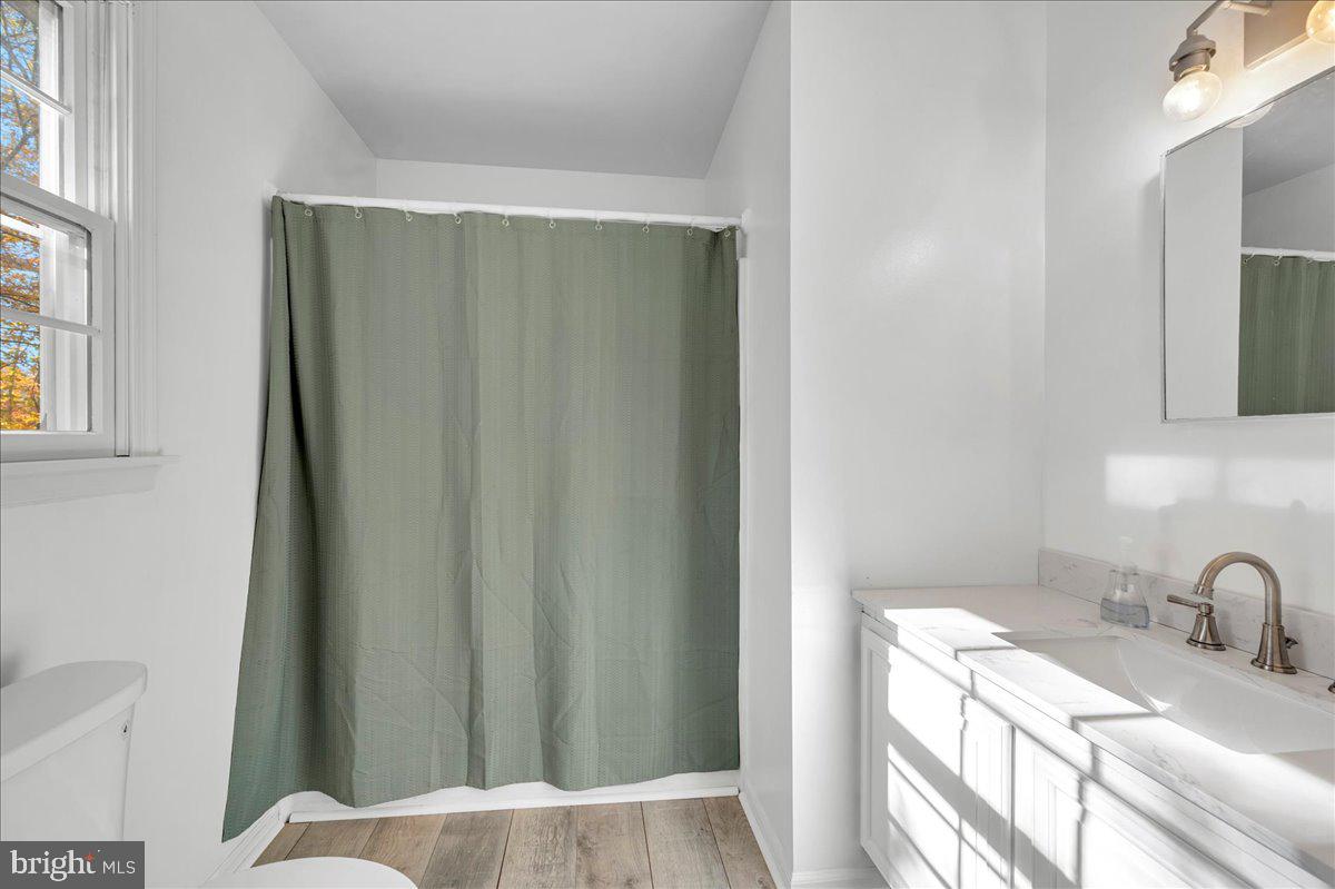 HICKORY WOODS - Residential