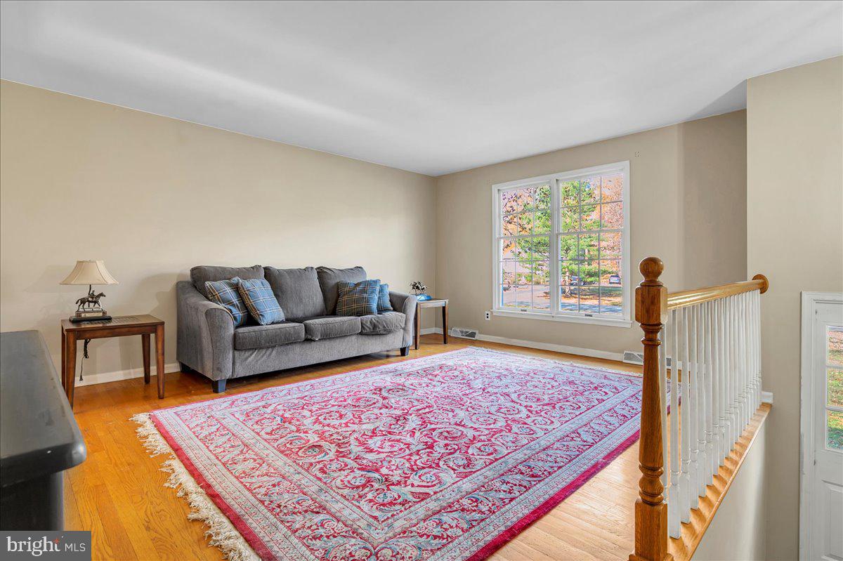 HICKORY WOODS - Residential