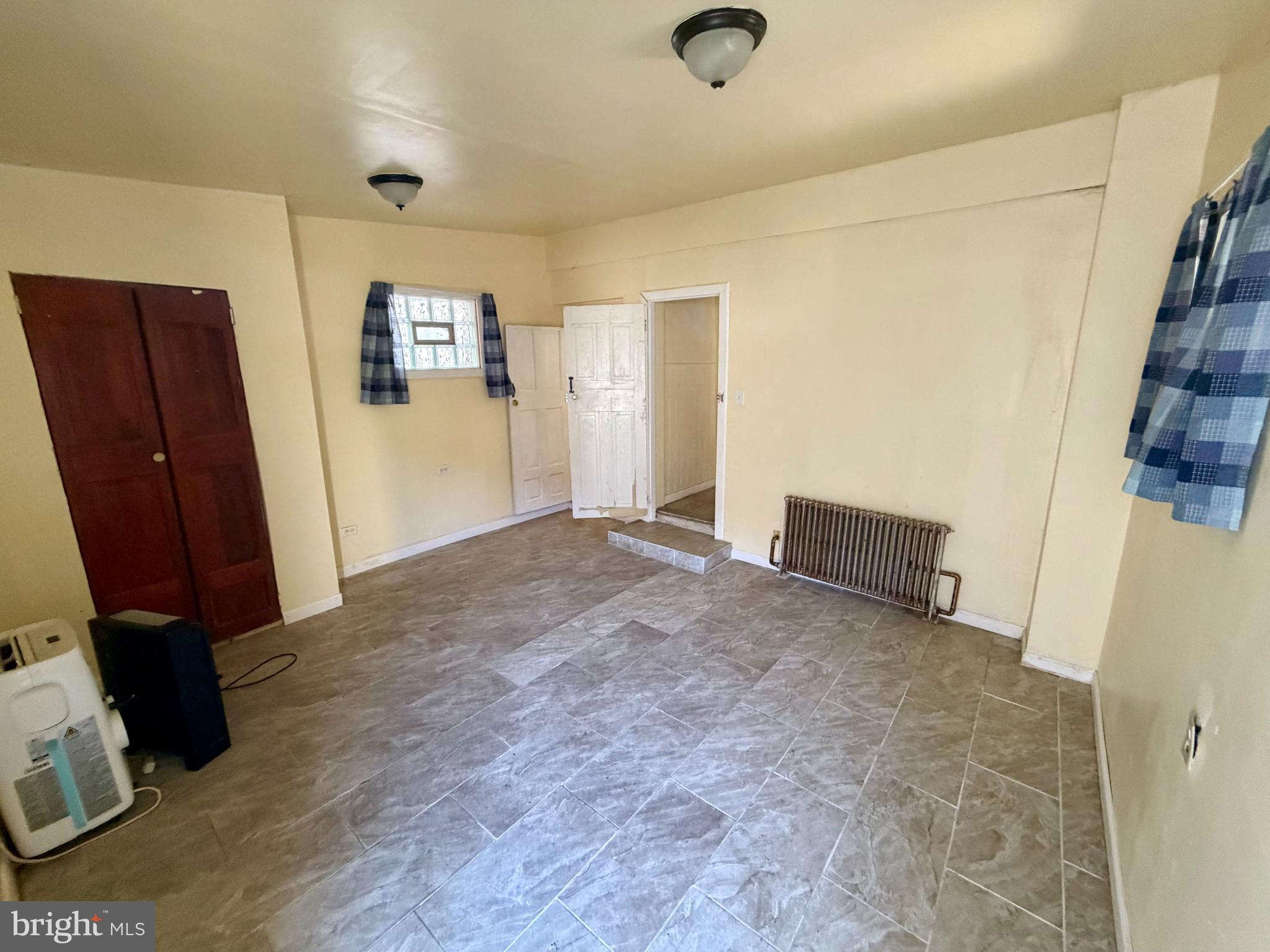 NORRIS SQUARE - Residential