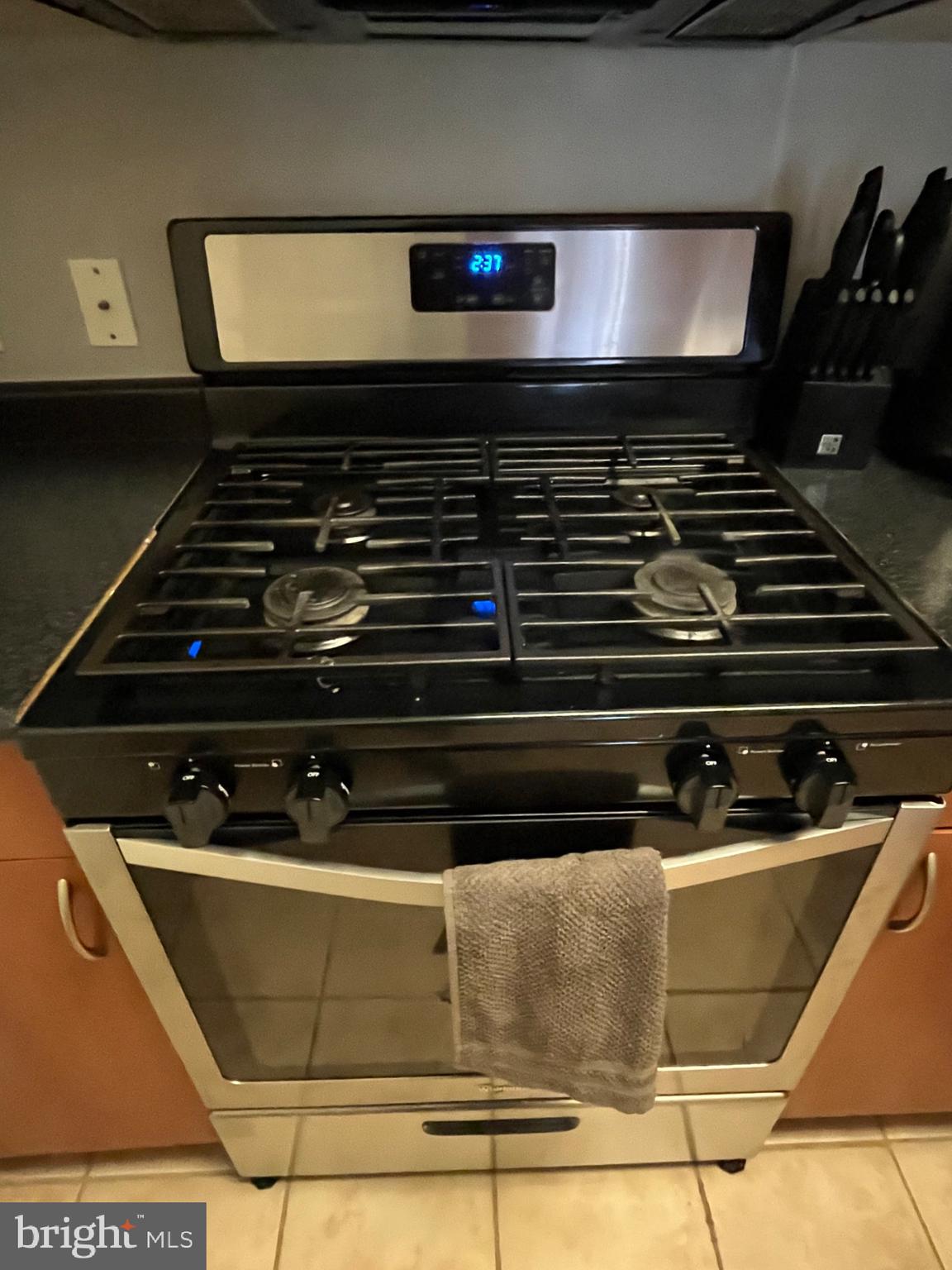 ASHMORE AT GERMANOWN COMMUNITY - Residential Lease