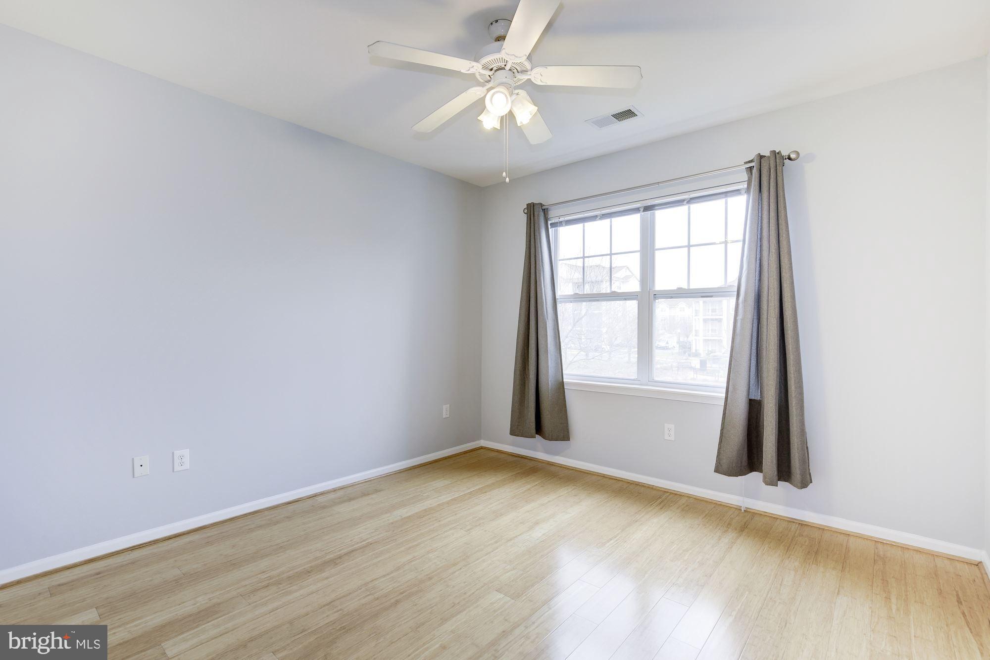 ASHMORE AT GERMANOWN COMMUNITY - Residential Lease