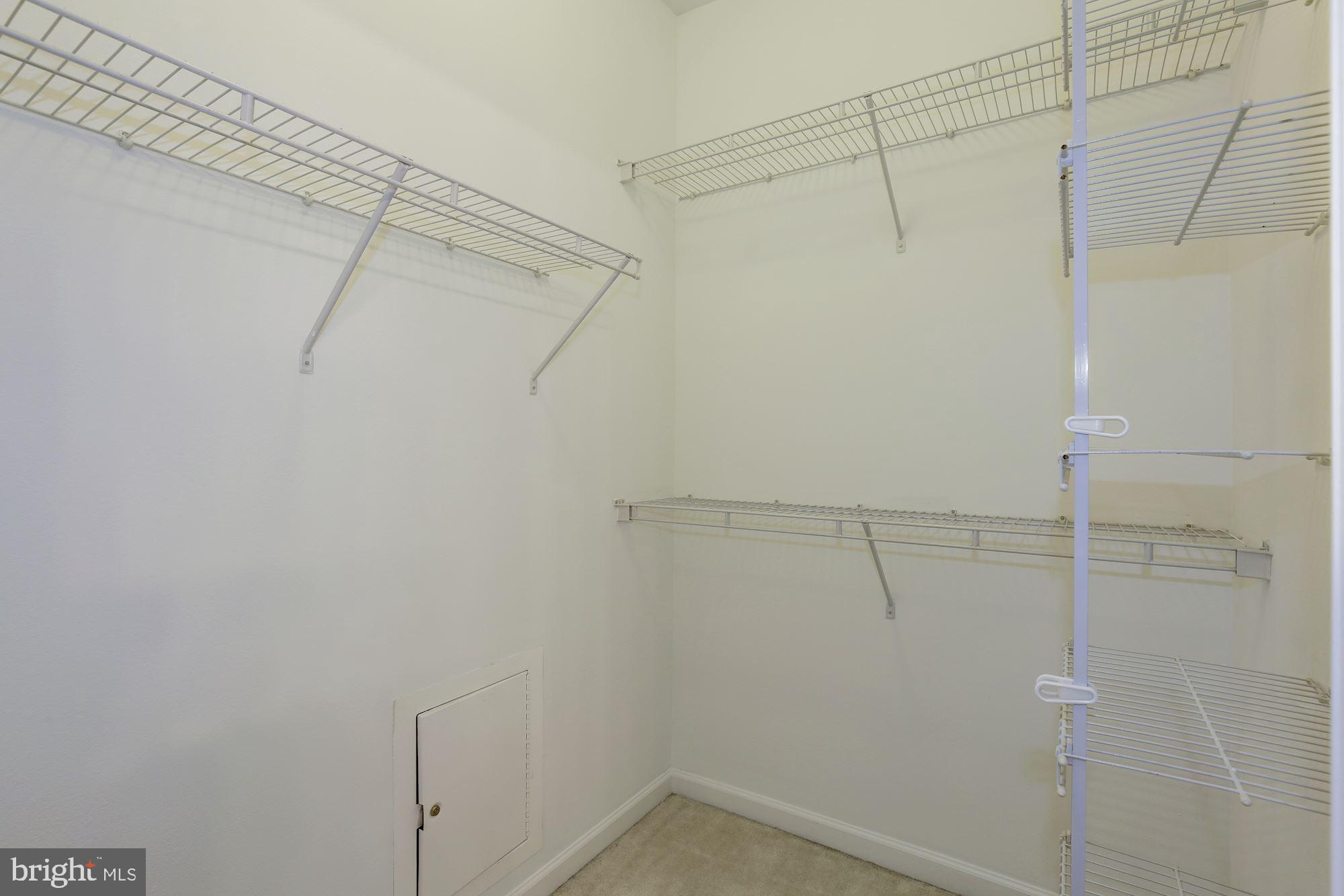 ASHMORE AT GERMANOWN COMMUNITY - Residential Lease