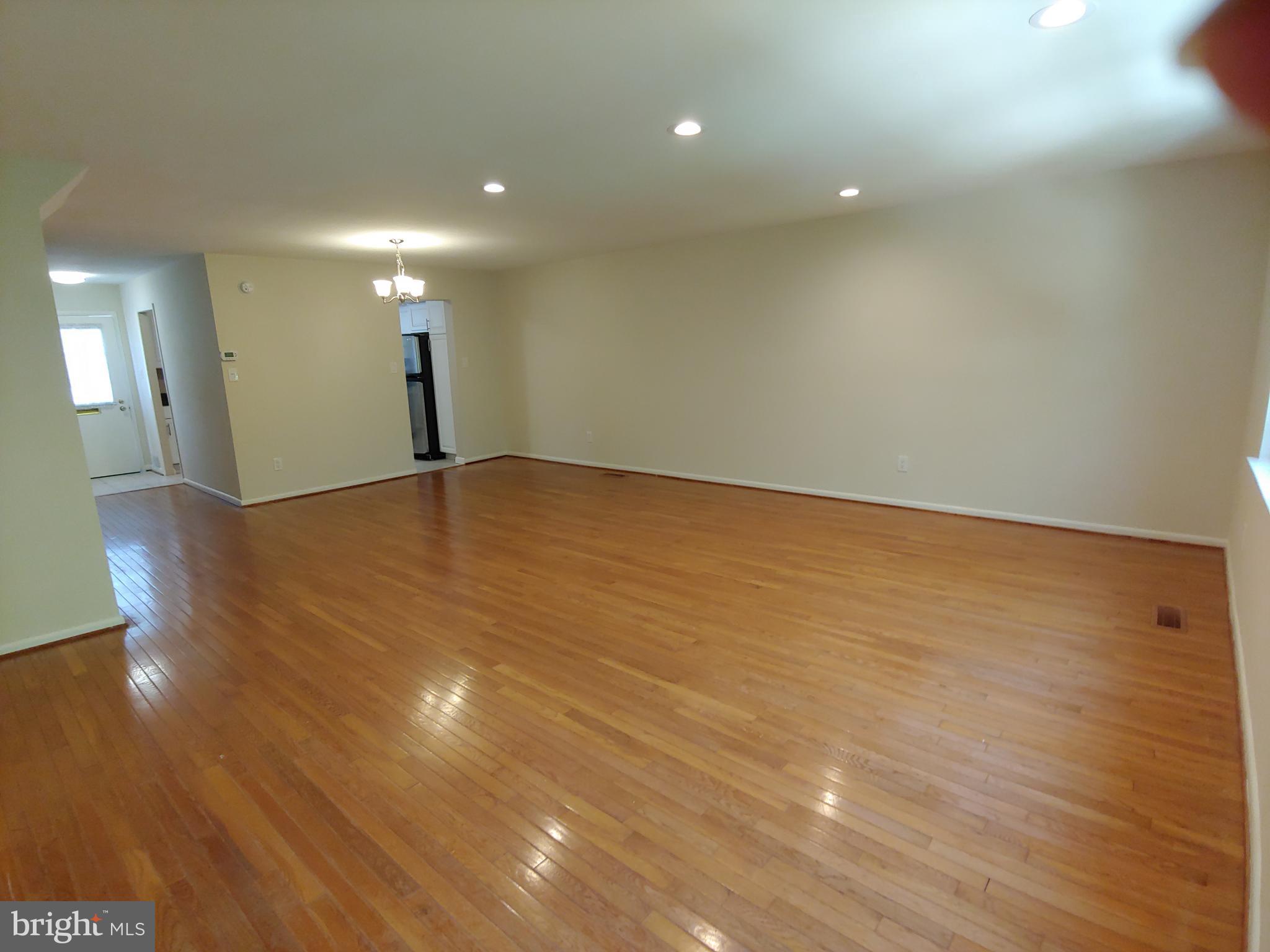 DULANEY VALLEY GARDENS - Residential Lease