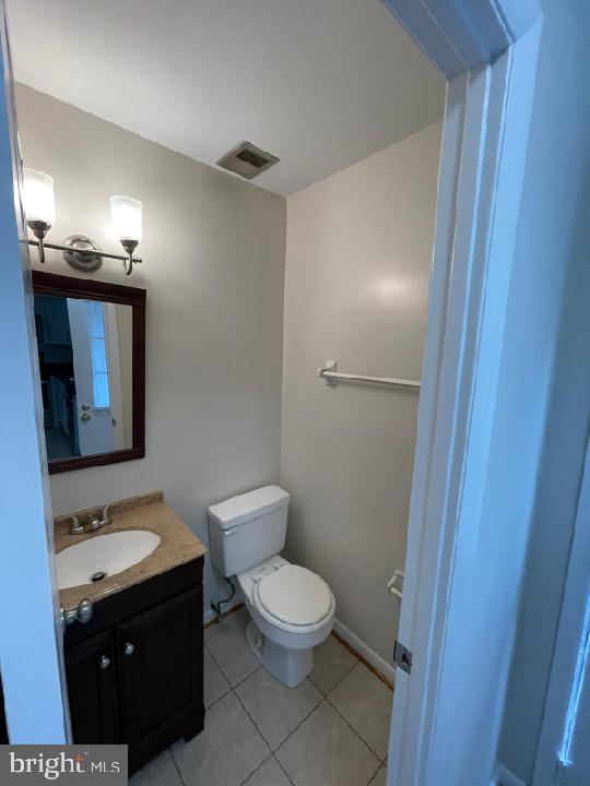 DULANEY VALLEY GARDENS - Residential Lease