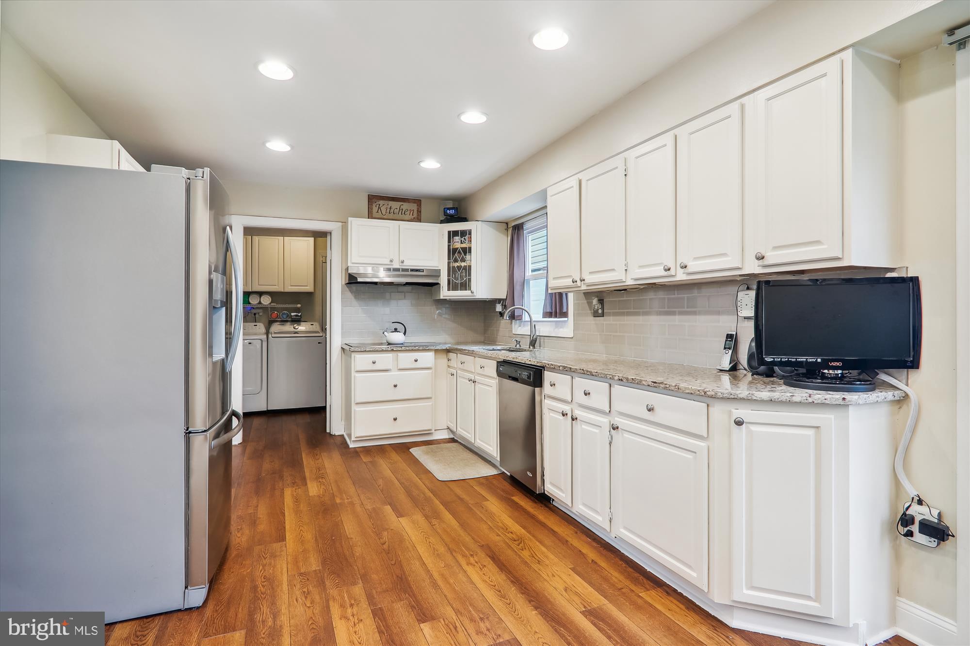 KENILWORTH - Residential