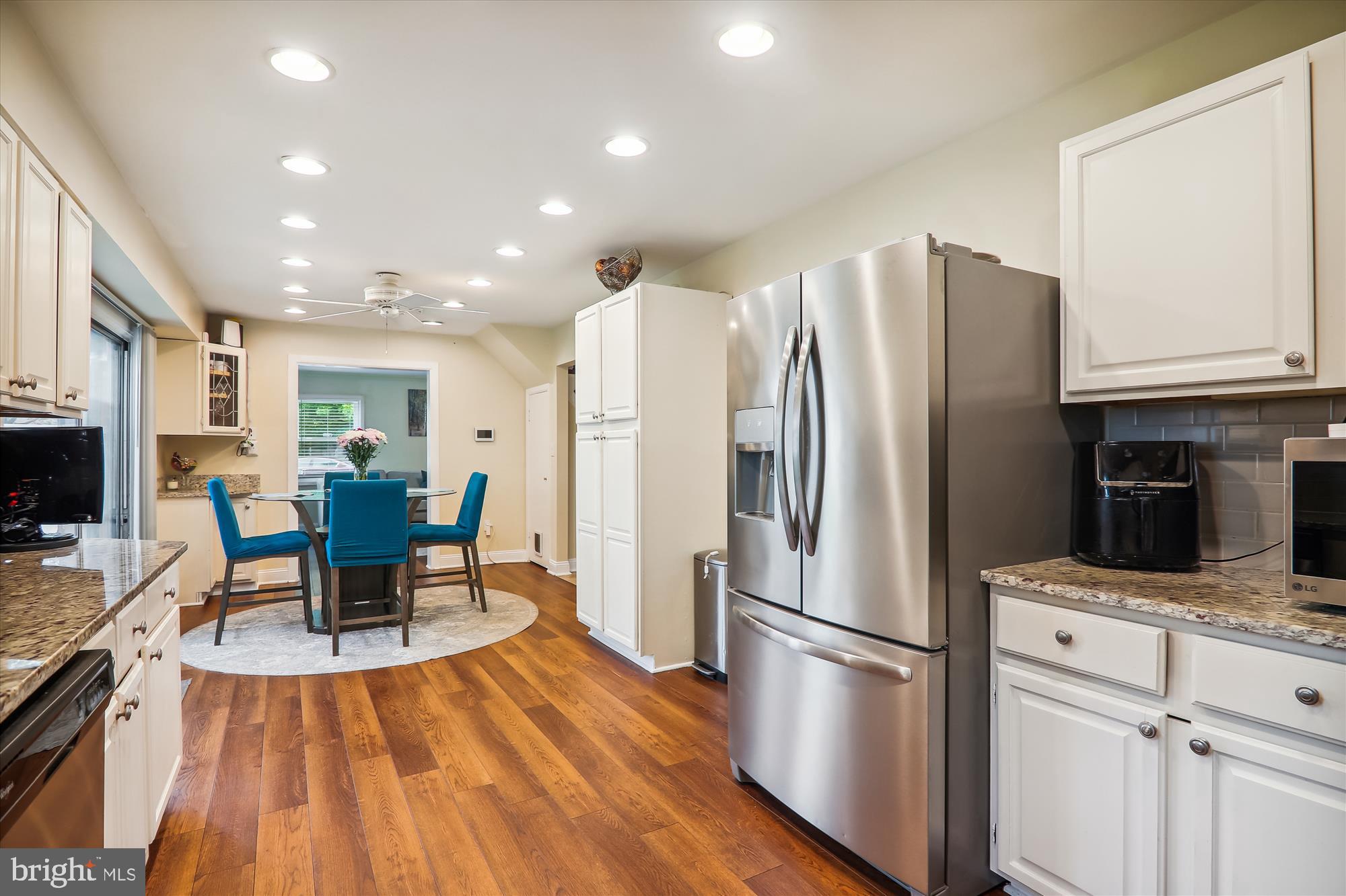 KENILWORTH - Residential