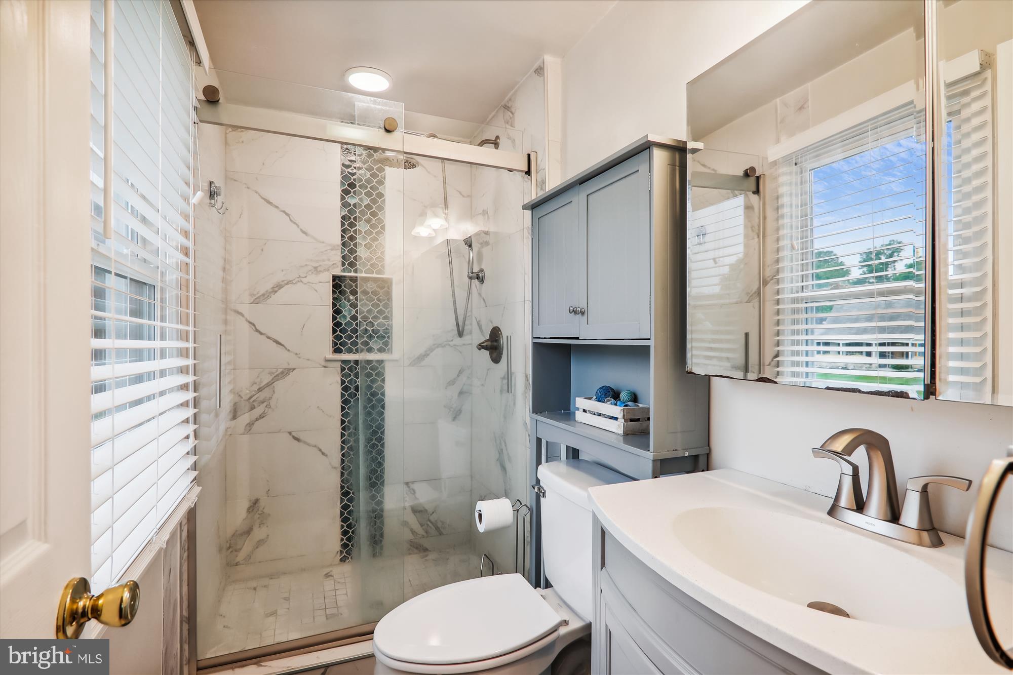 KENILWORTH - Residential