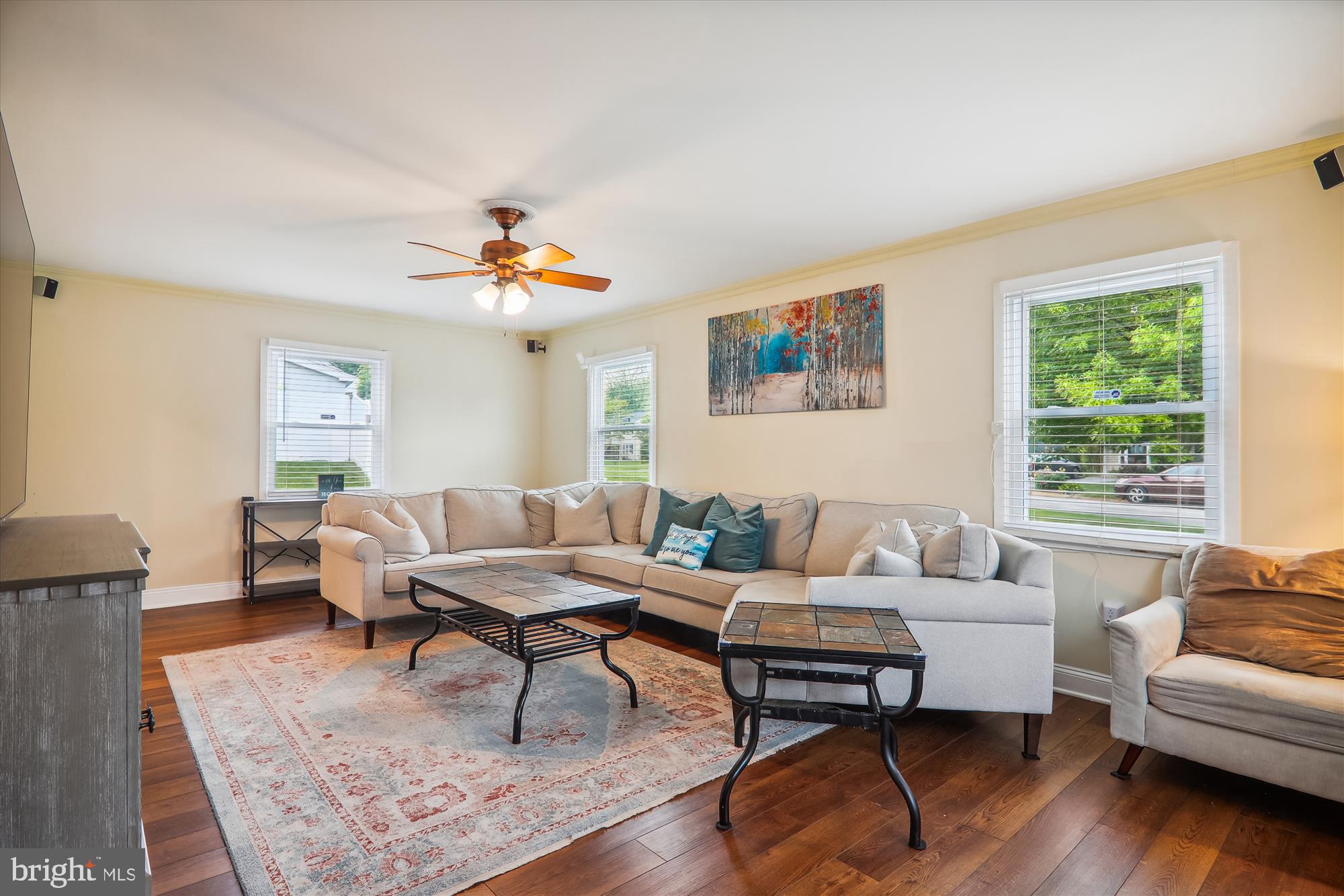 KENILWORTH - Residential