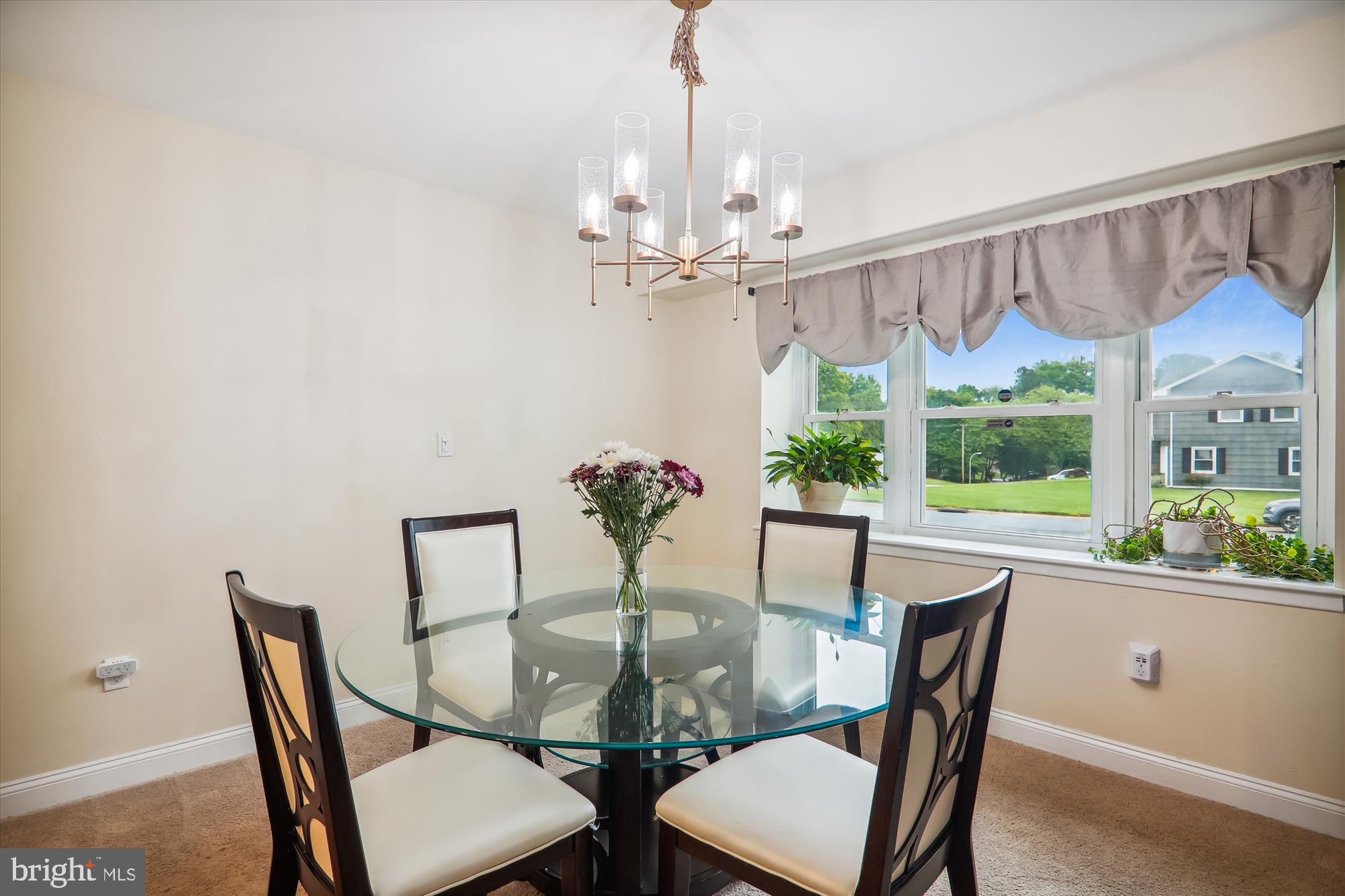 KENILWORTH - Residential