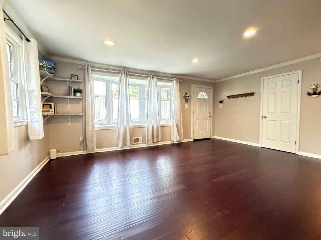 Photo of 8617 W Fort Foote Terrace, FORT WASHINGTON, MD 20744 (MLS # MDPG2222154)