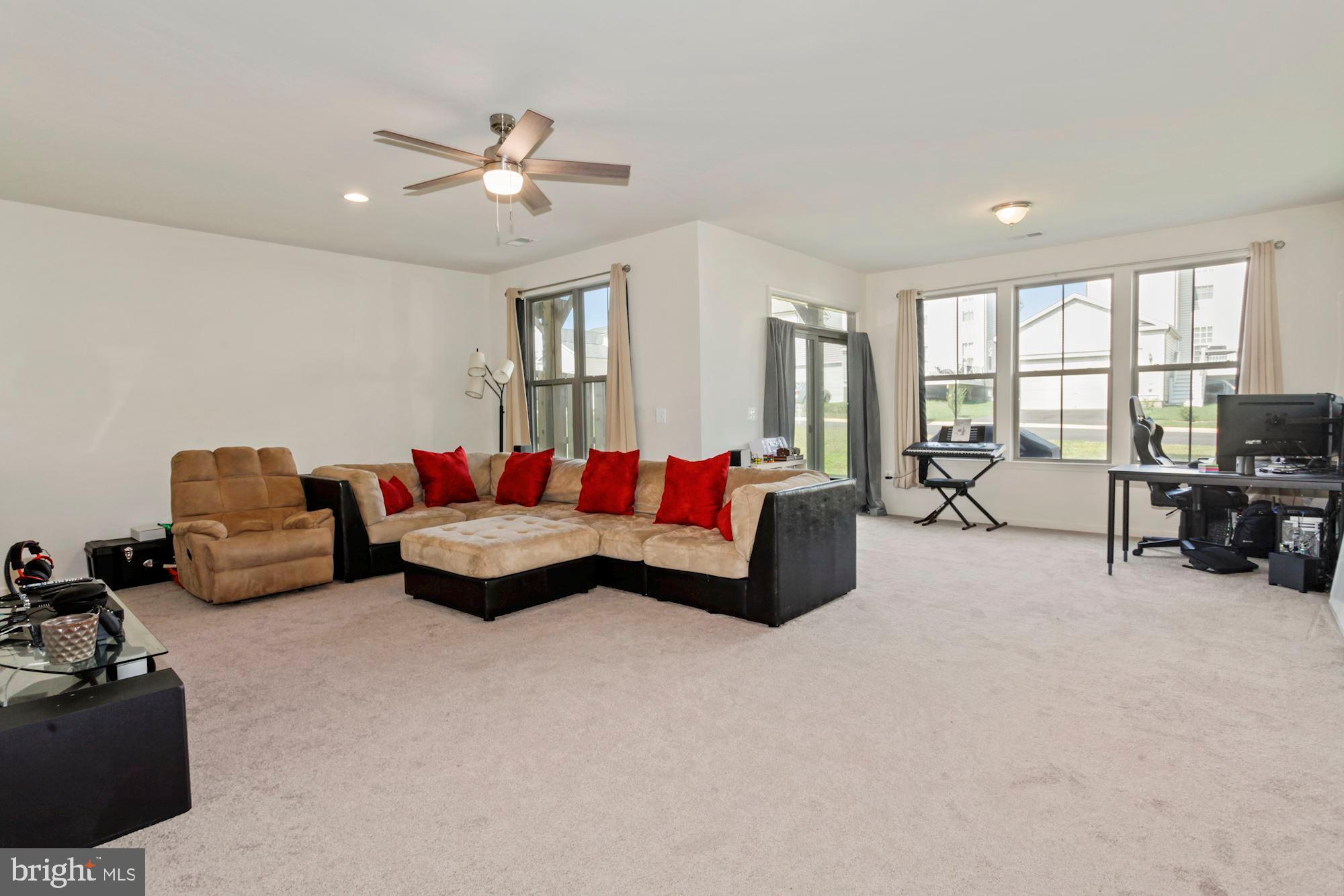 EMBREY MILL - Residential