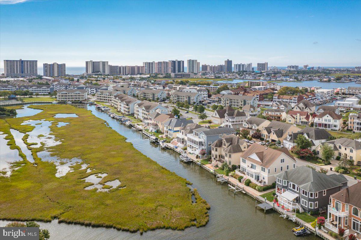 HERON HARBOUR - Residential