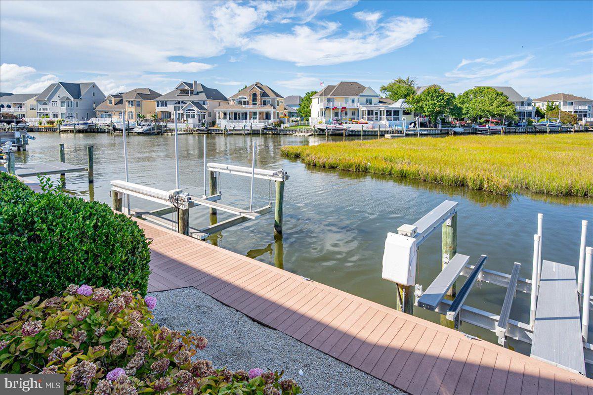 HERON HARBOUR - Residential