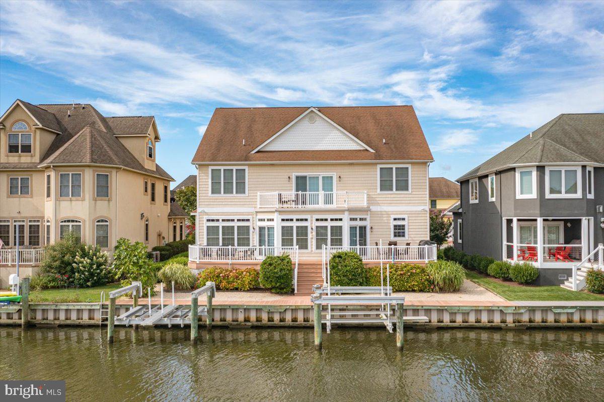 HERON HARBOUR - Residential