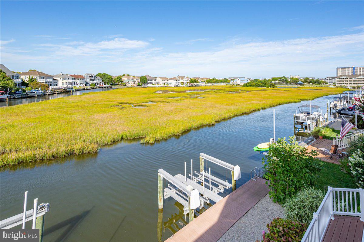 HERON HARBOUR - Residential