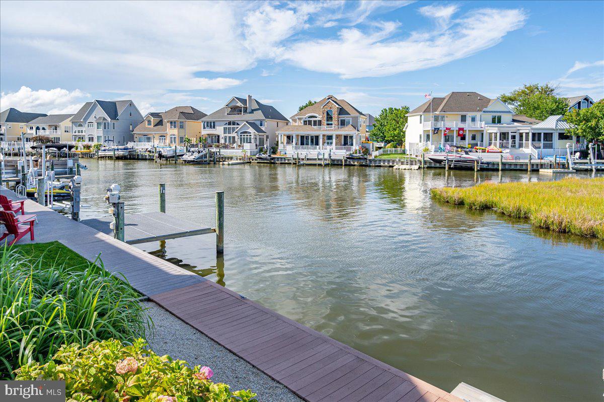 HERON HARBOUR - Residential