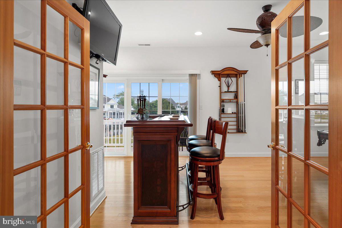 HERON HARBOUR - Residential