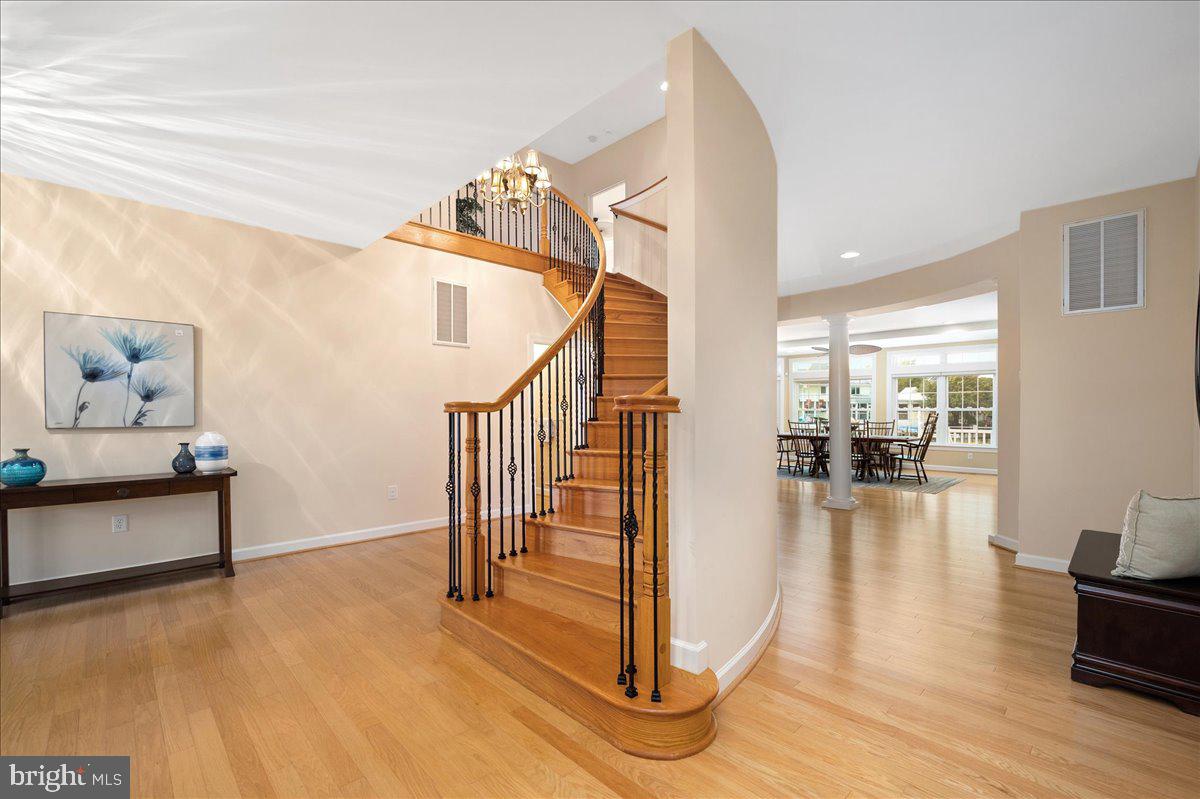 HERON HARBOUR - Residential