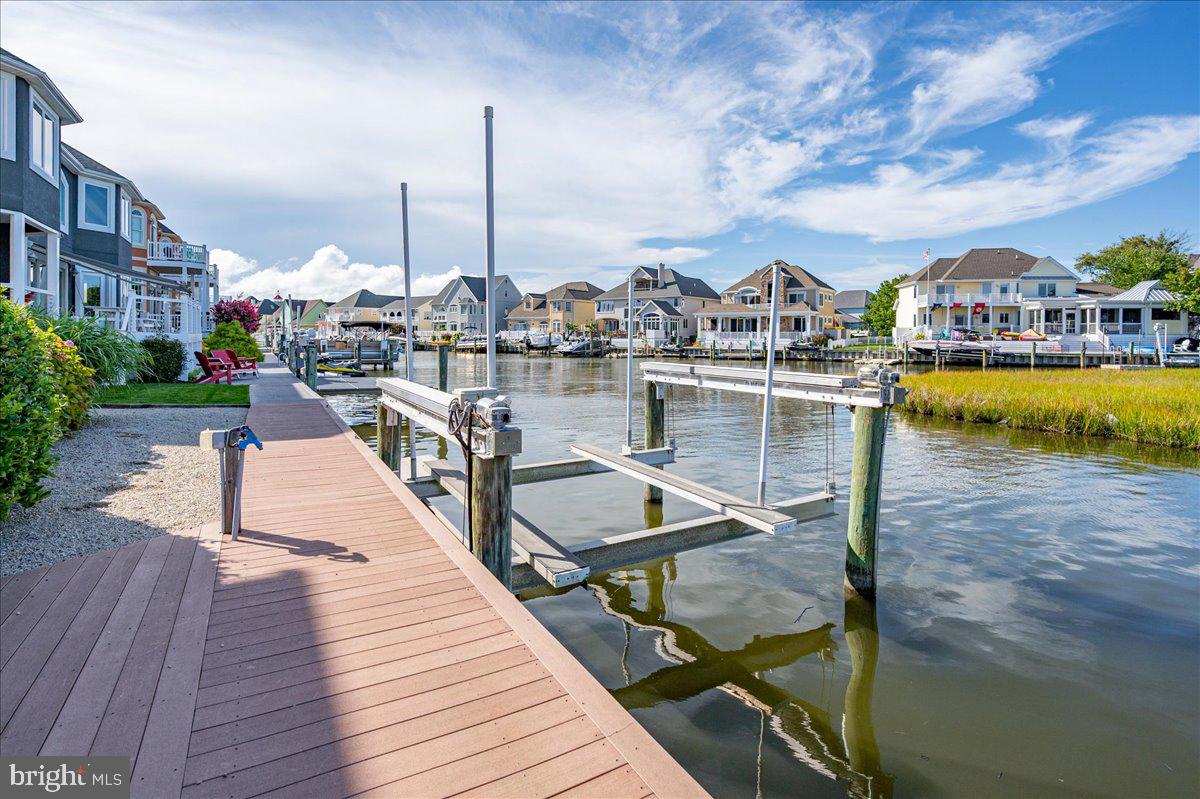 HERON HARBOUR - Residential