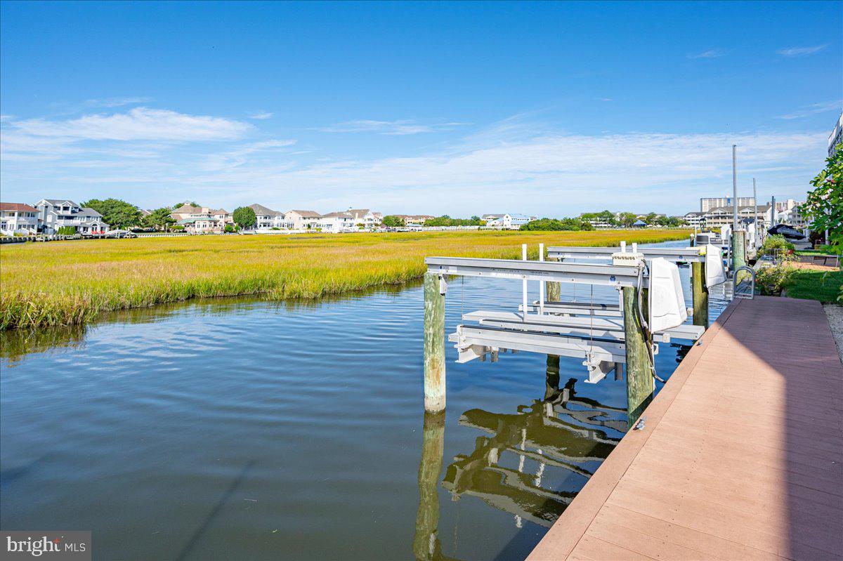 HERON HARBOUR - Residential