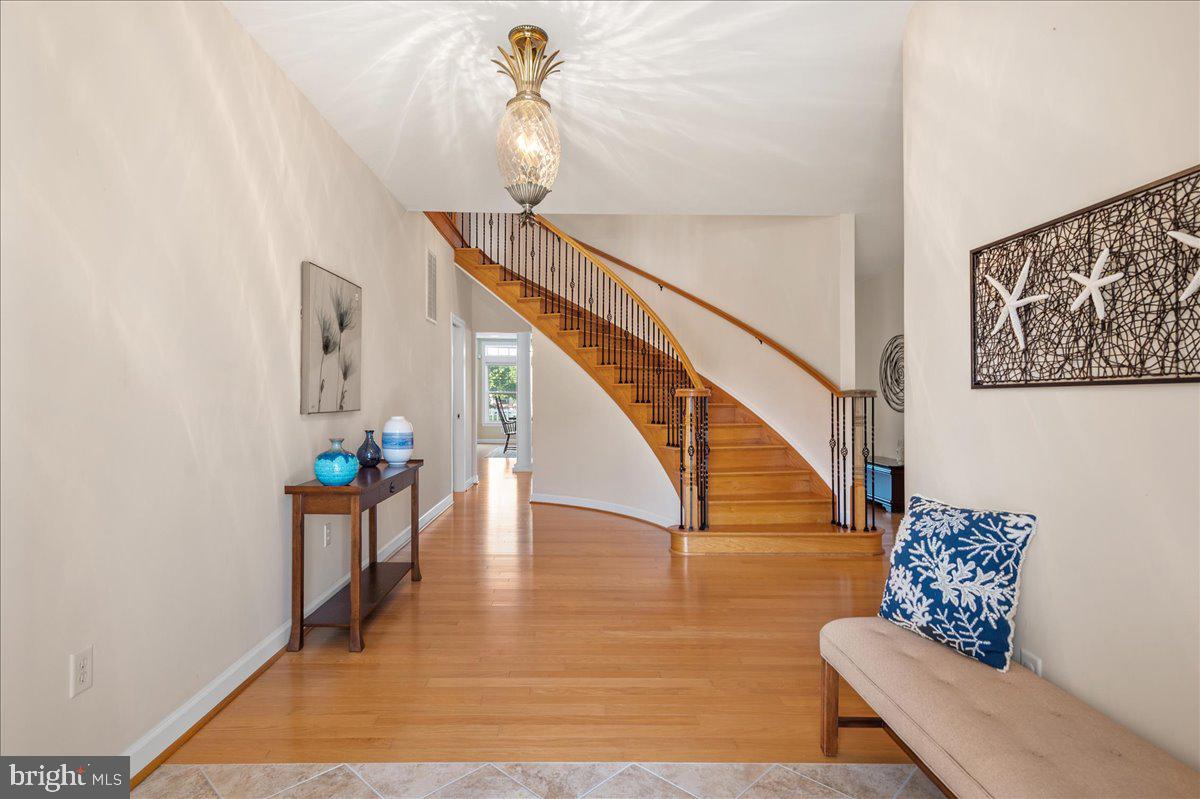 HERON HARBOUR - Residential