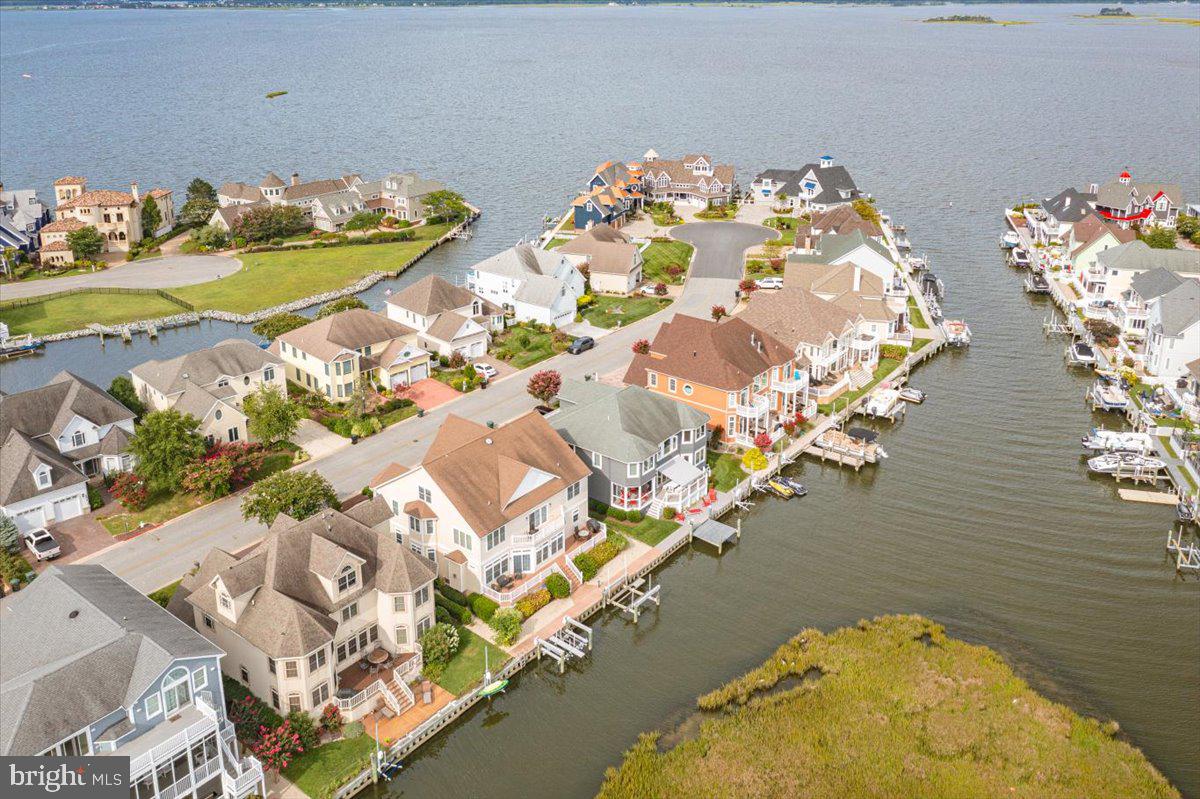 HERON HARBOUR - Residential