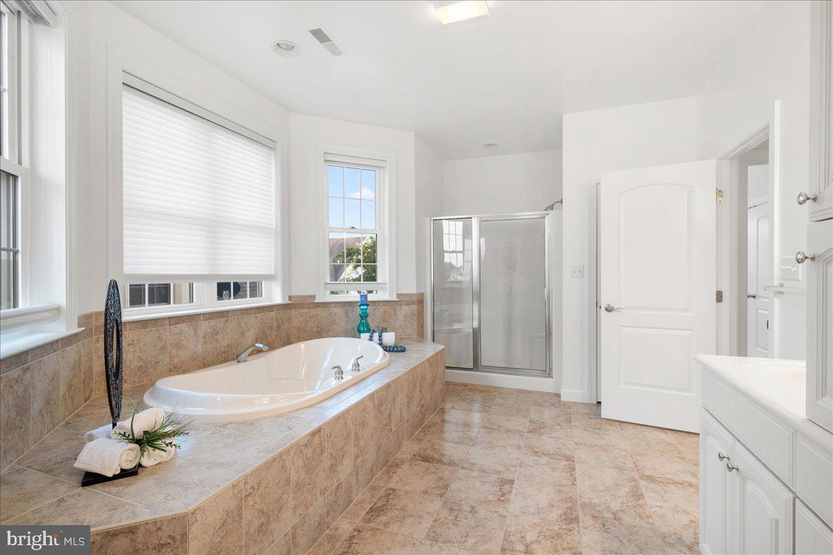 HERON HARBOUR - Residential