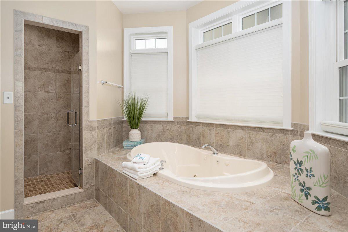 HERON HARBOUR - Residential