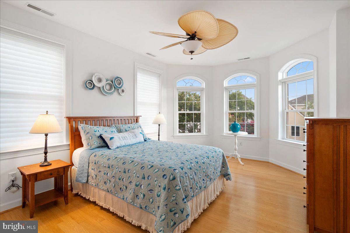 HERON HARBOUR - Residential