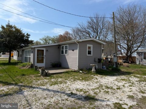 Homes For Sale - 126 Newport Avenue<br/> Cumberland County, FORTESCUE, NJ 08321
