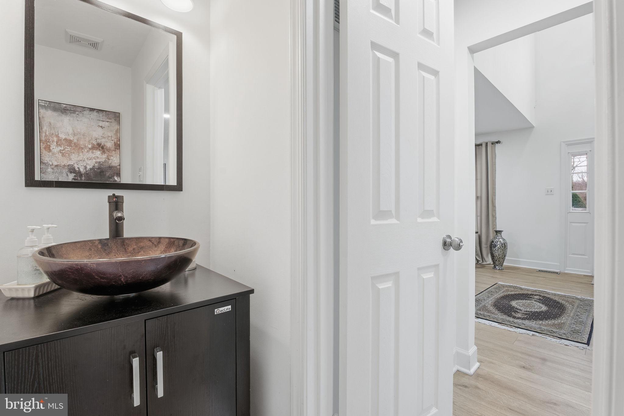 MEADOWVALE - Residential Lease