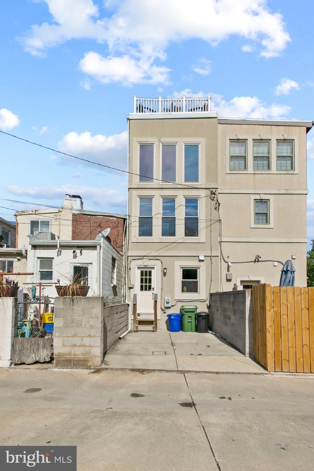 CANTON - Residential