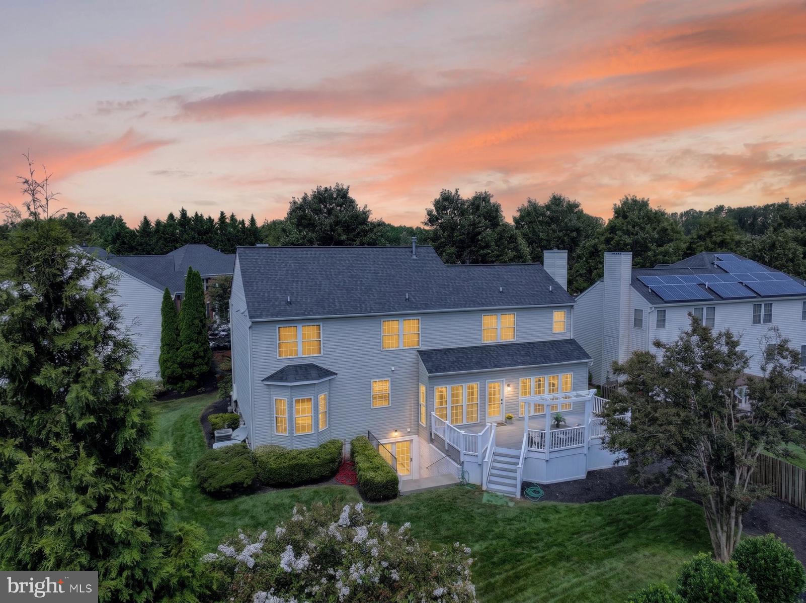 2407 LAWNDALE COURT