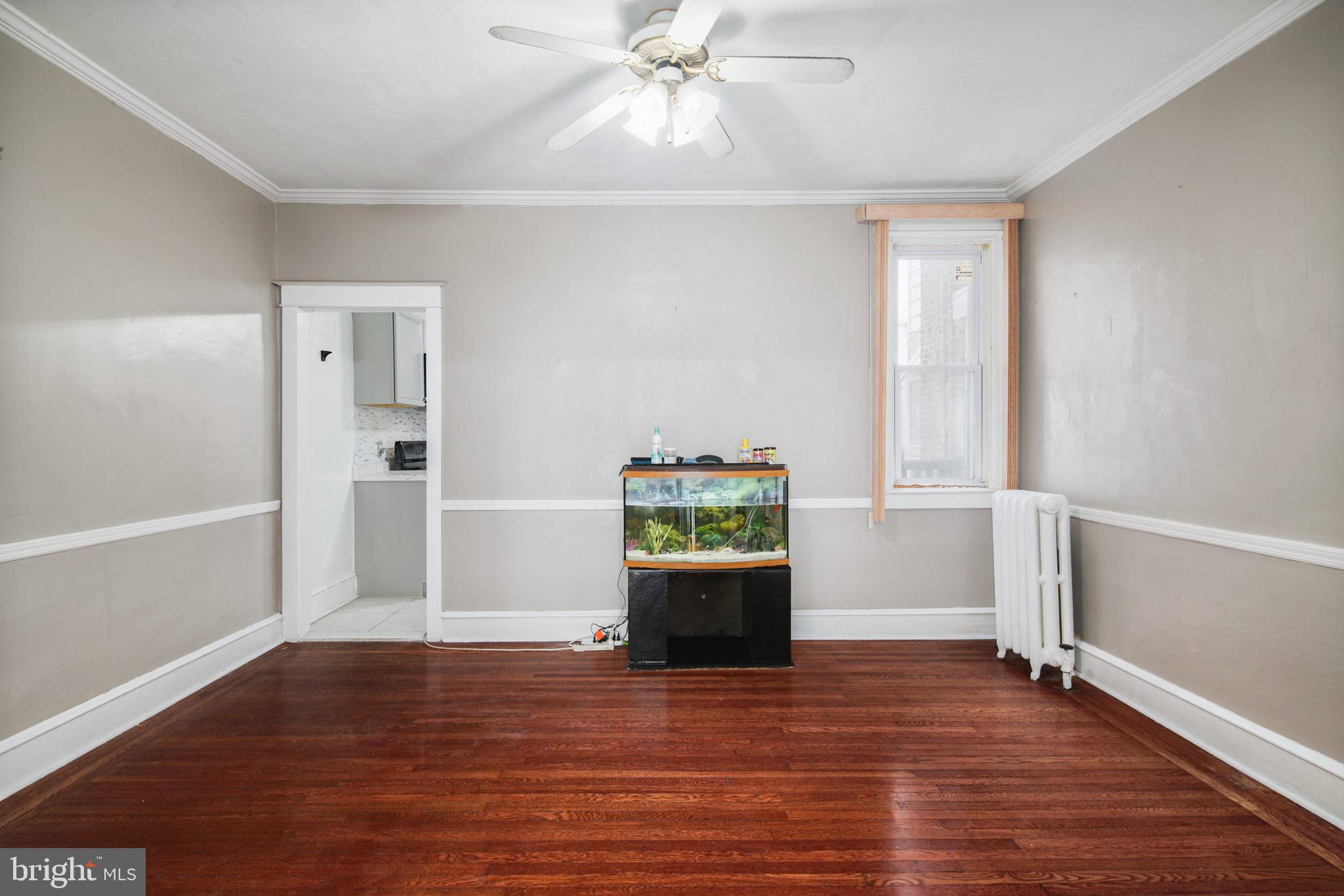 EAST OAK LANE - Residential