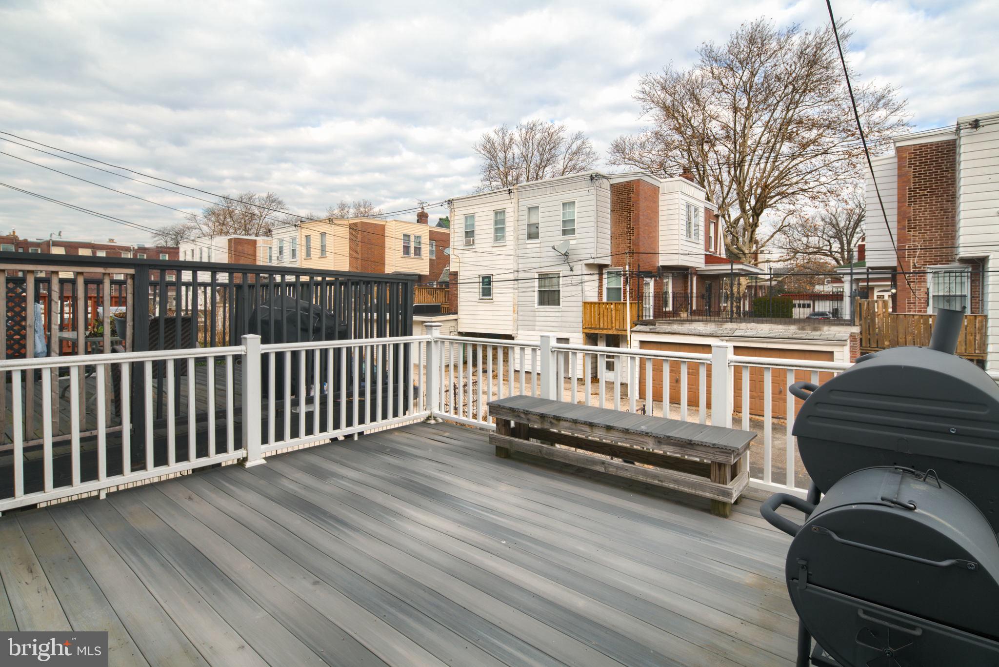 EAST OAK LANE - Residential