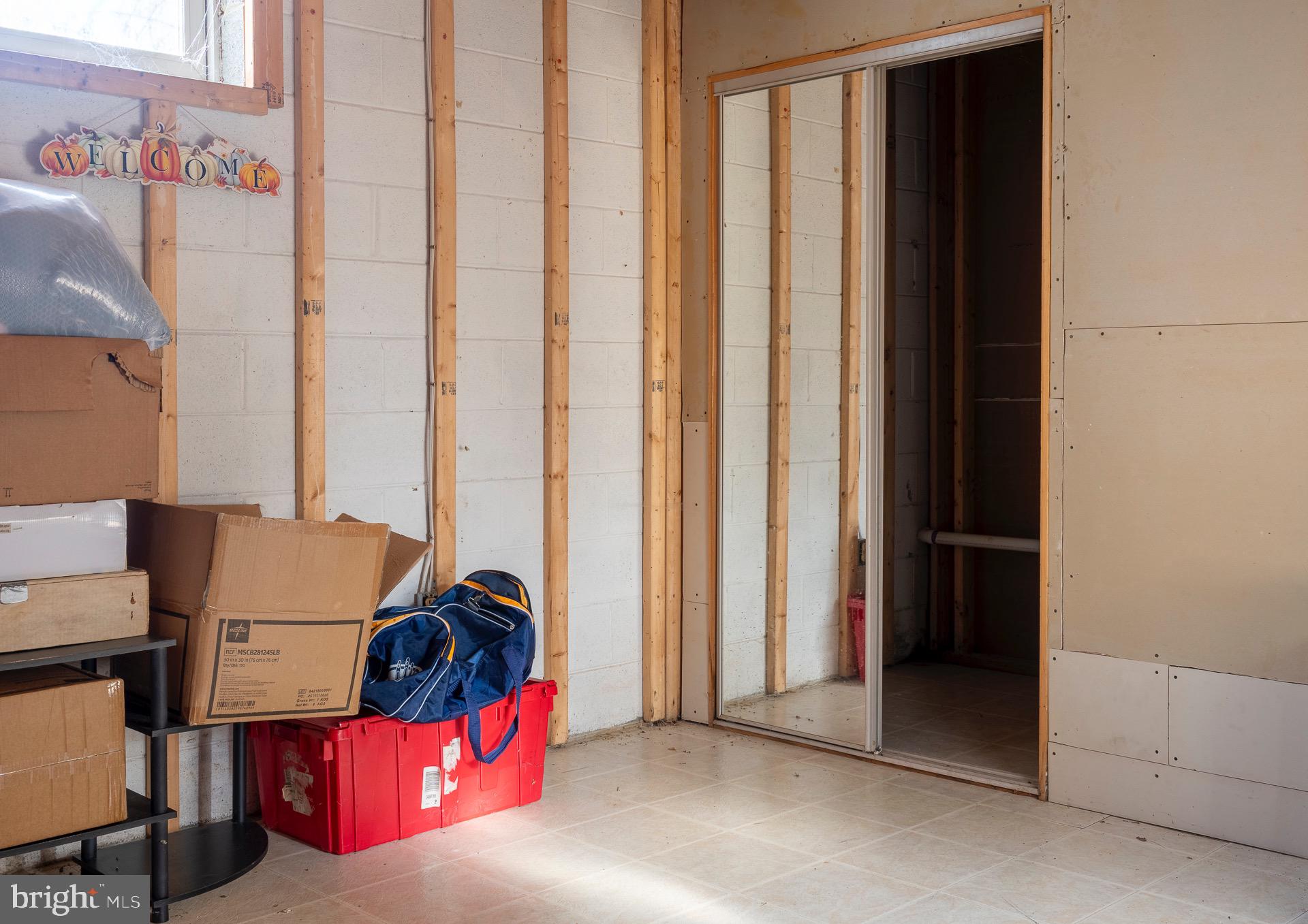 REISTERSTOWN - Residential