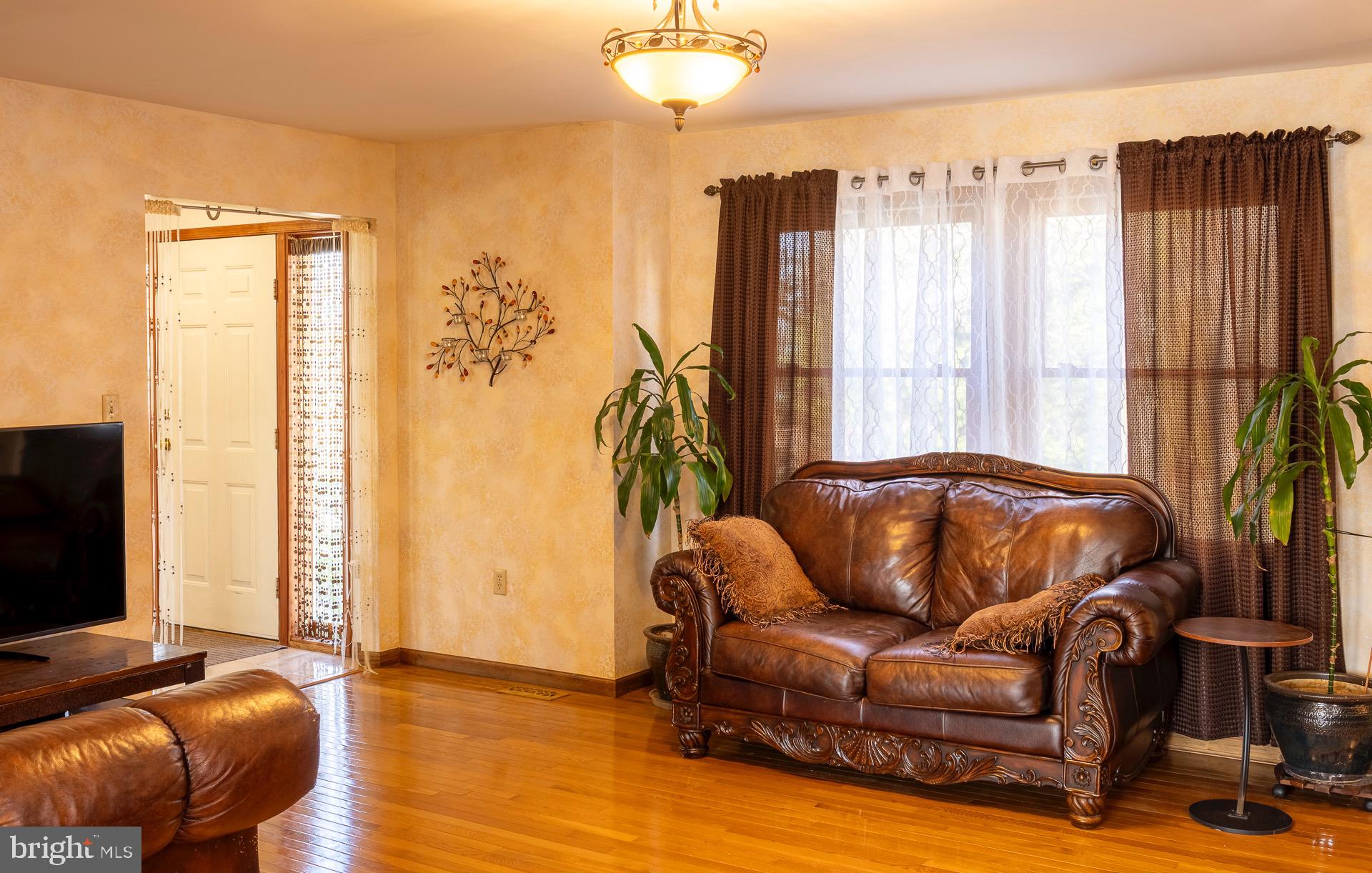 REISTERSTOWN - Residential