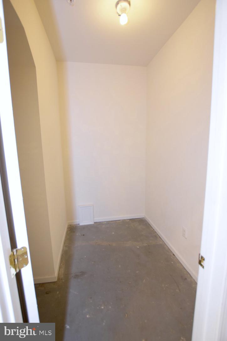 KING FARM - Residential Lease