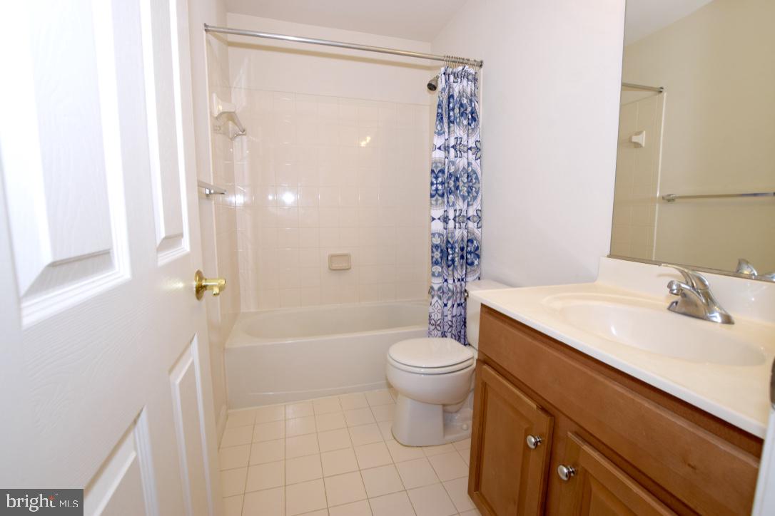 KING FARM - Residential Lease