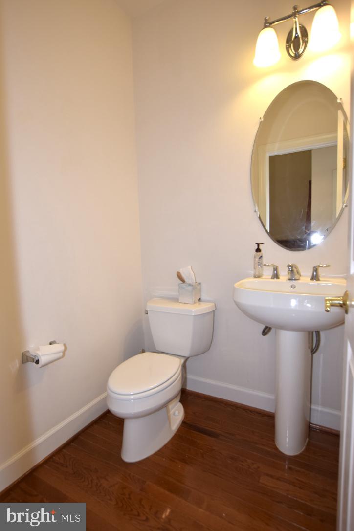 KING FARM - Residential Lease