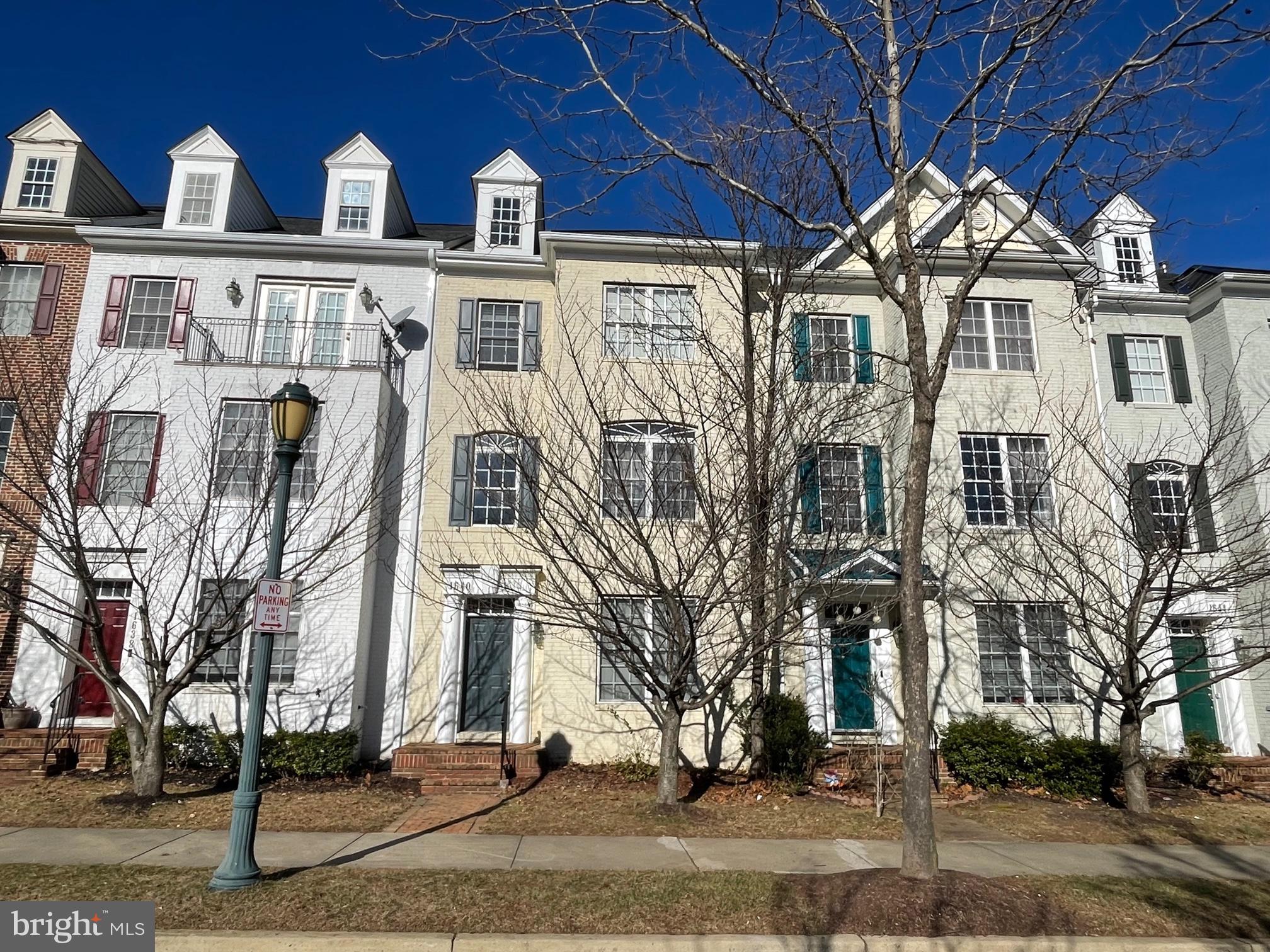 KING FARM - Residential Lease