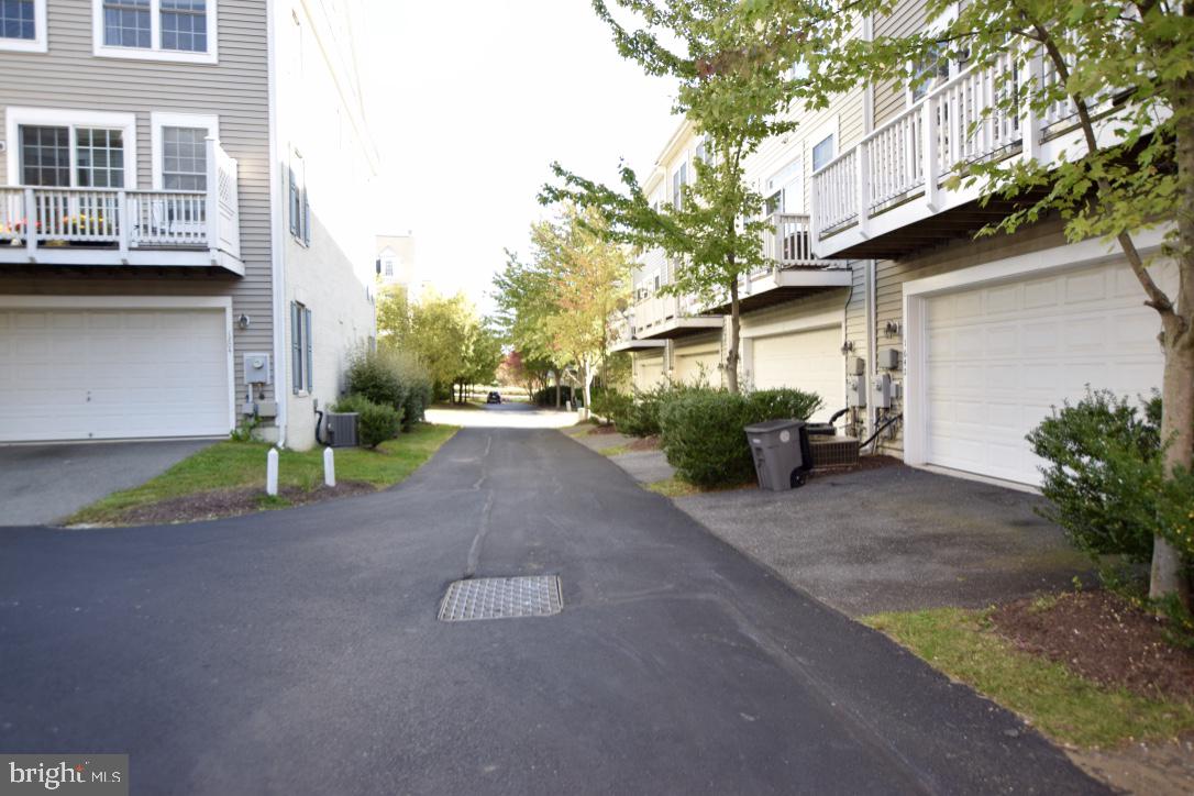 KING FARM - Residential Lease