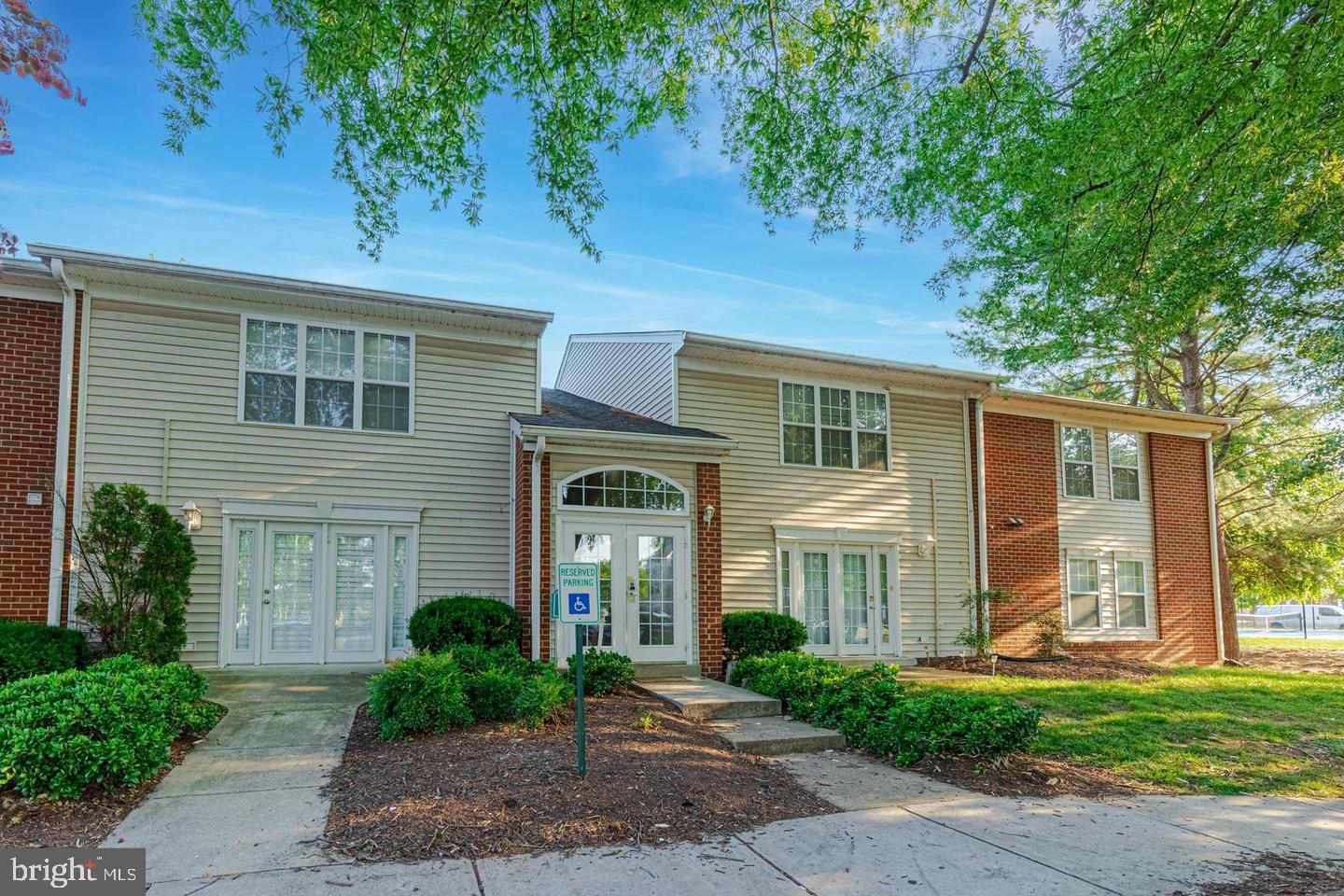 HIGH POINTE AT RIPPON LANDING - Residential