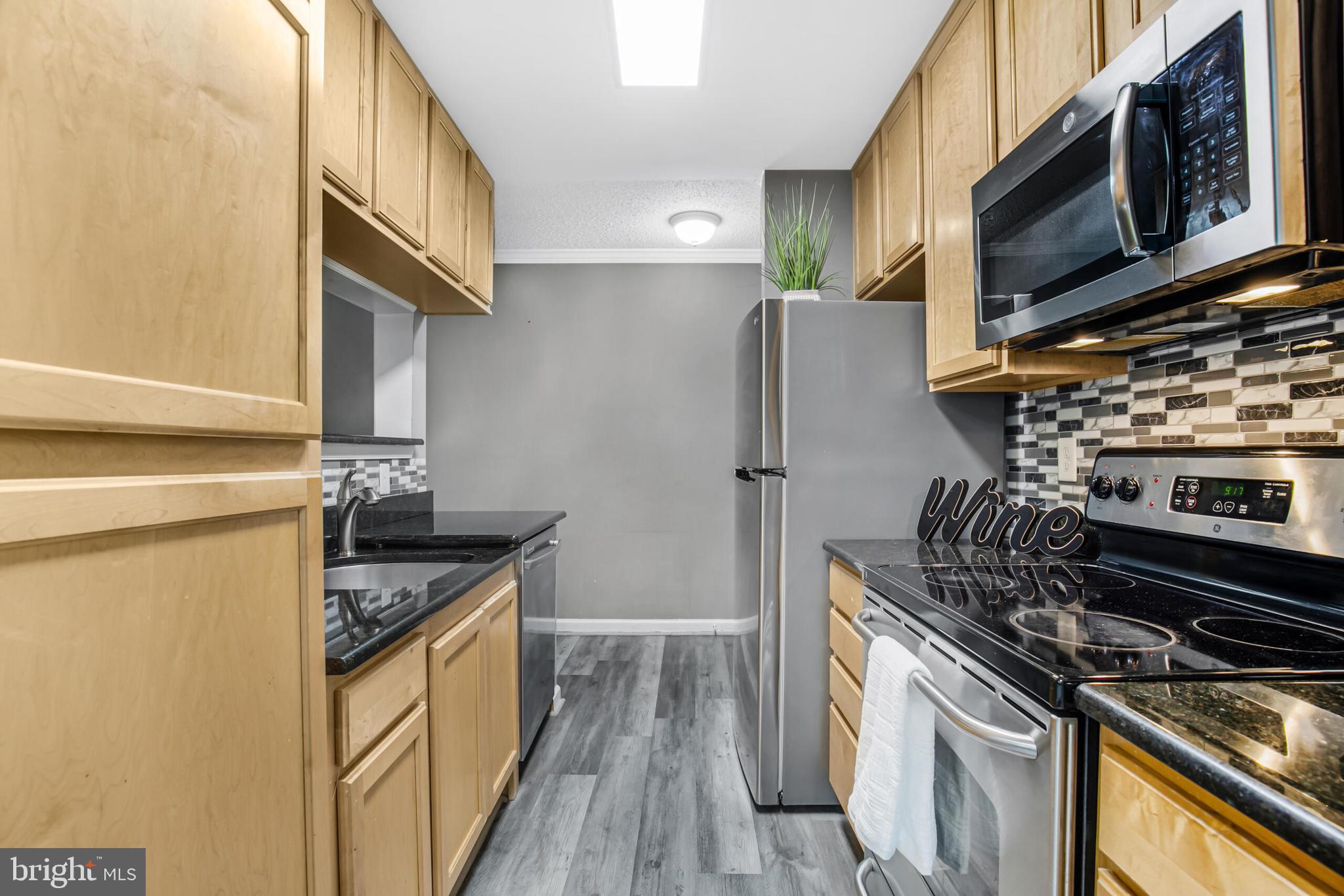 HIGH POINTE AT RIPPON LANDING - Residential