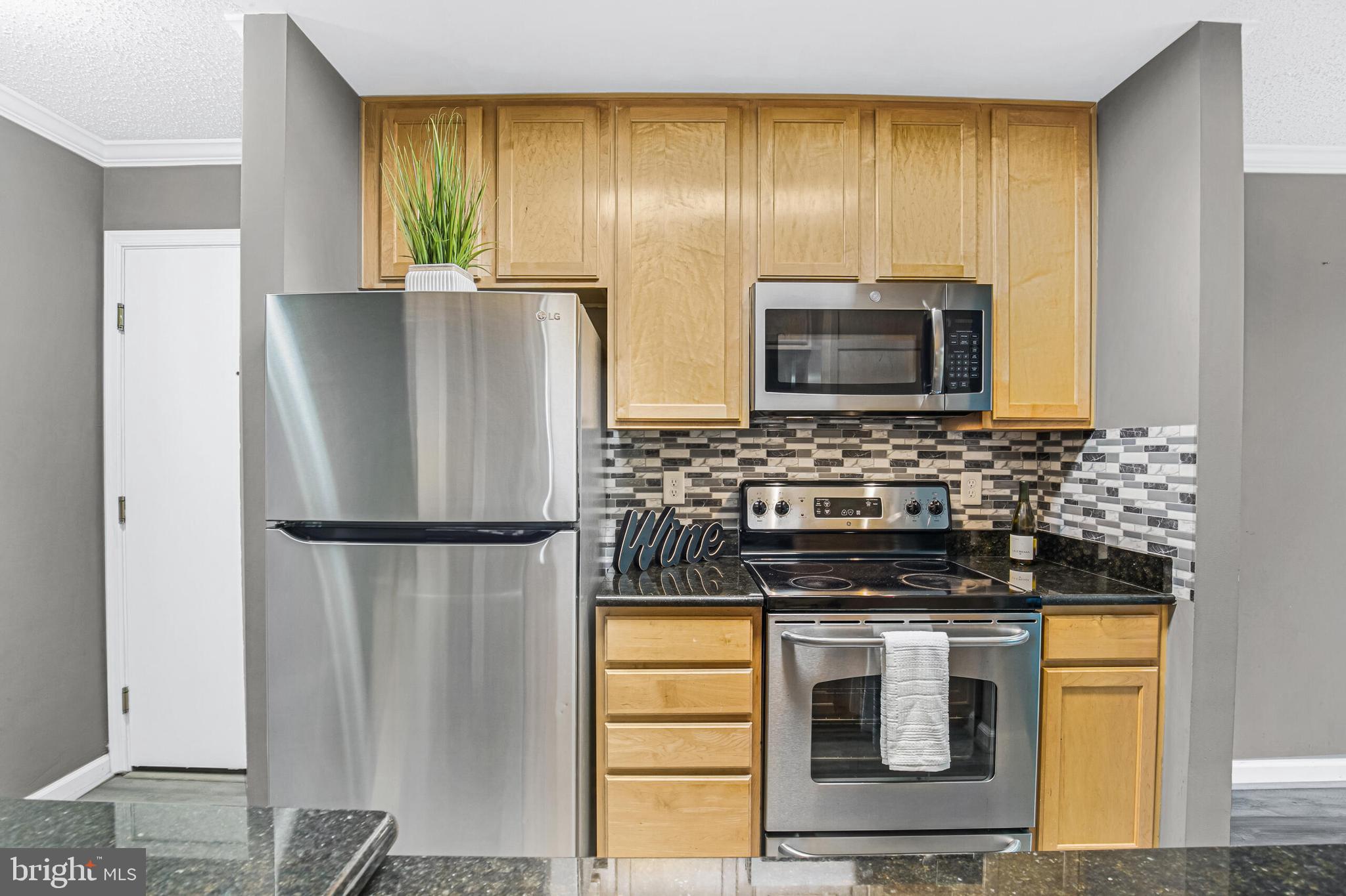 HIGH POINTE AT RIPPON LANDING - Residential