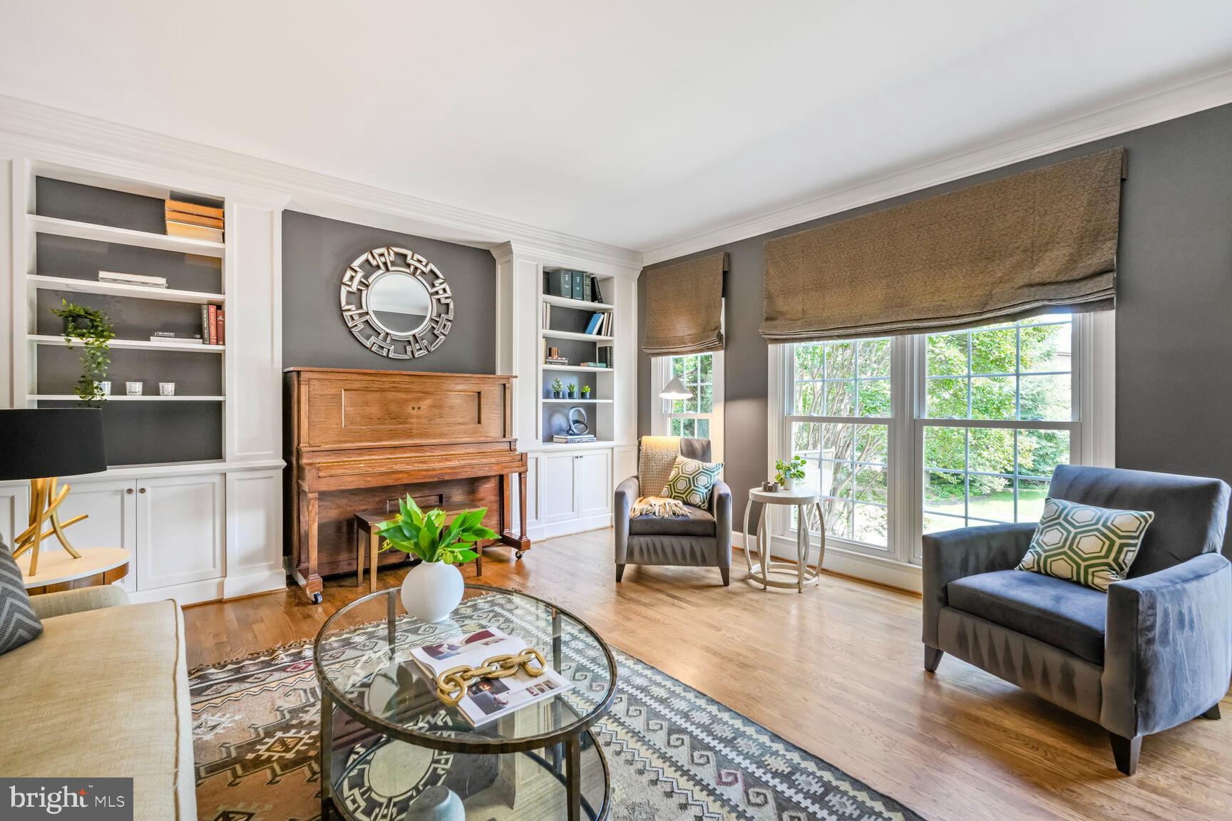 SPY HILL - Residential