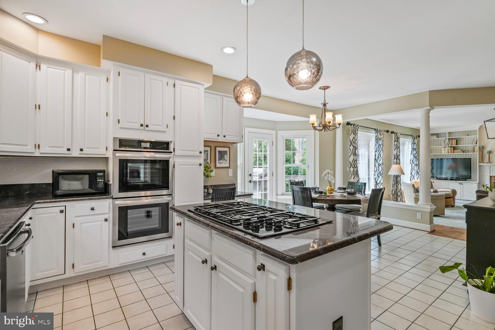 SPY HILL - Residential