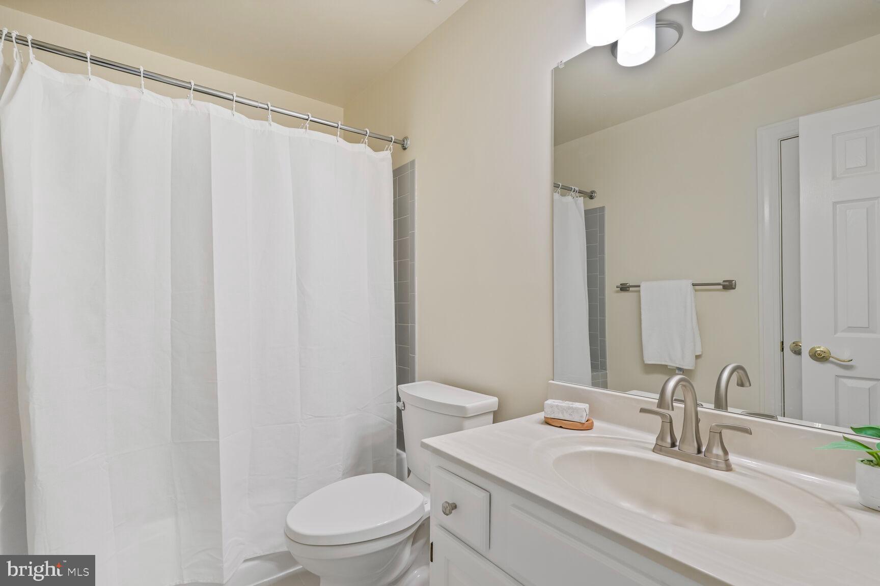 SPY HILL - Residential