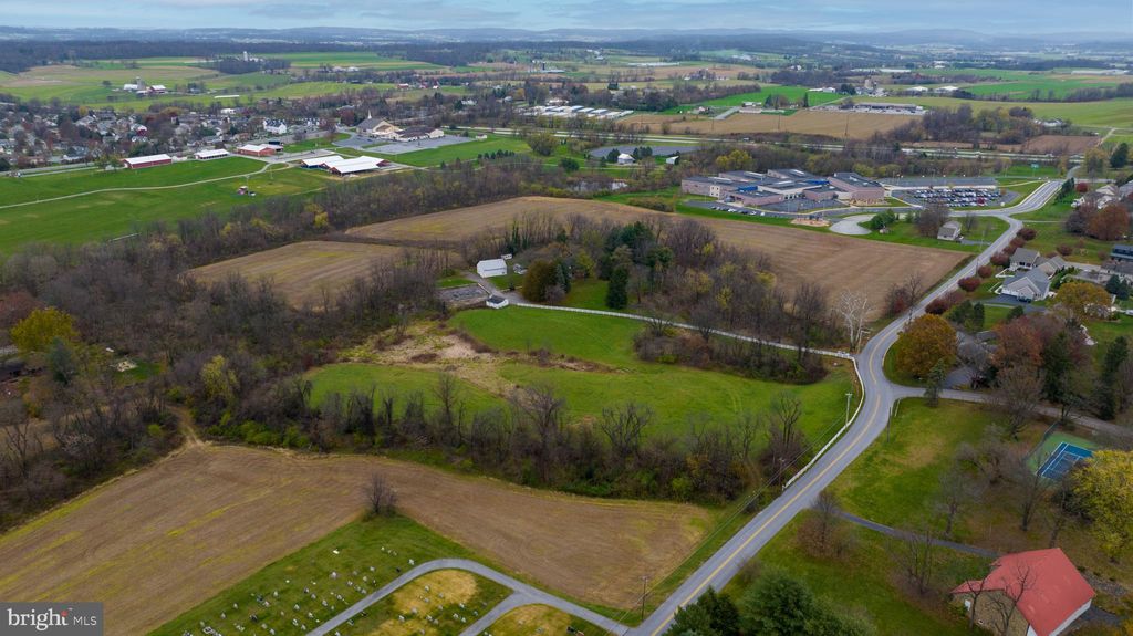 Photo of 1319 BEAR CREEK RD, ELIZABETHTOWN, PA 17022 (MLS # PALA2028038)